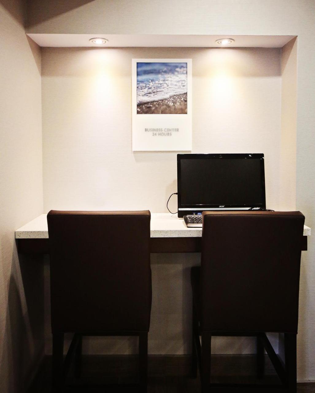 Waterfront Inn New Liskeard エクステリア 写真