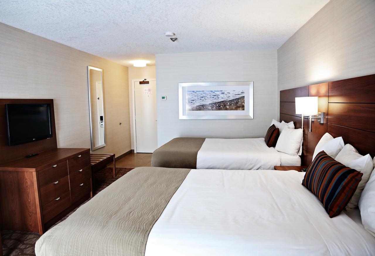 Waterfront Inn New Liskeard エクステリア 写真